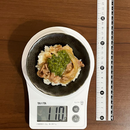 深皿(小)1皿分のめかぶ牛丼