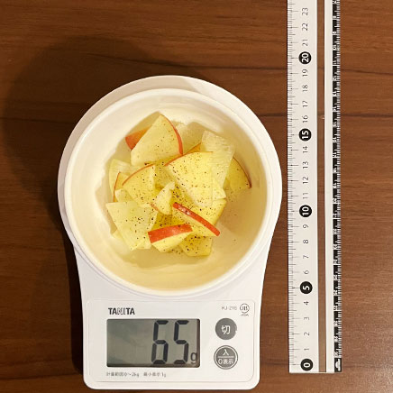 小鉢1杯分のりんごサラダ