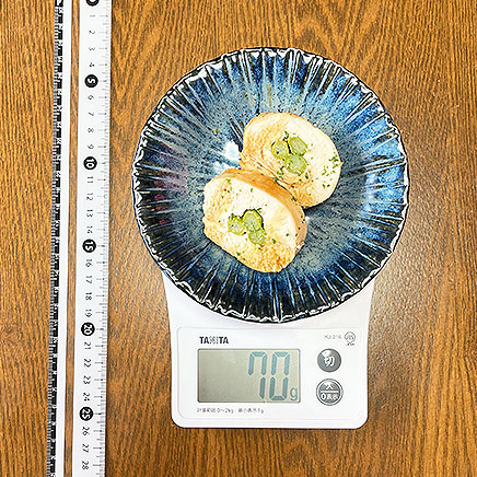 小皿1皿分の鶏肉のアスパラ巻き