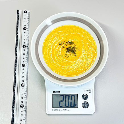 スープ皿1皿分の人参の豆乳ポタージュ