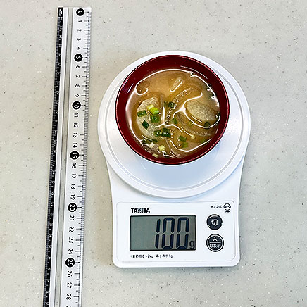 汁椀(小)1杯分の長芋の味噌汁