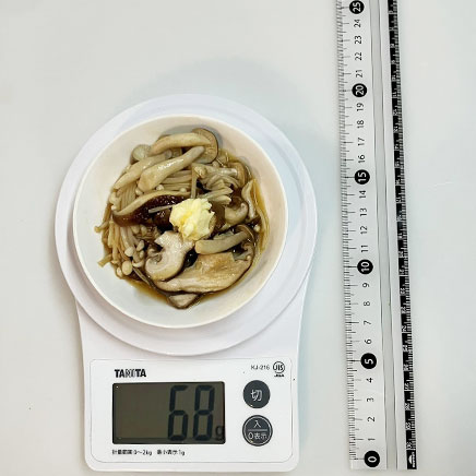 小鉢1杯分のきのこのホイル焼き