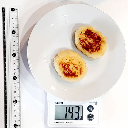 2個分のじゃがいもチーズもち