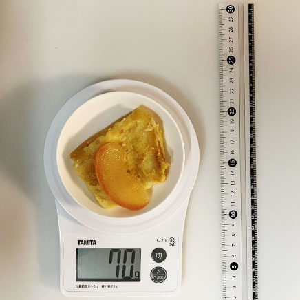 食パン1/4枚分のりんごのフレンチトースト