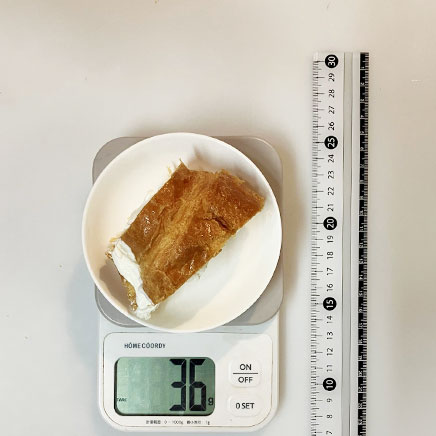 1/3個分の生クリームクロワッサン