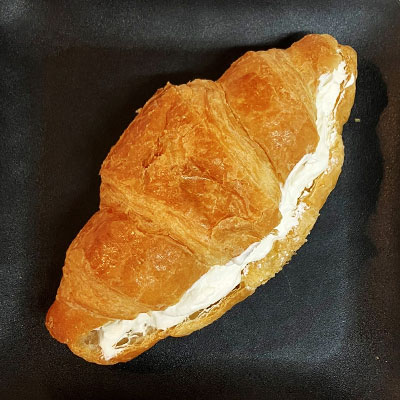 生クリームクロワッサン