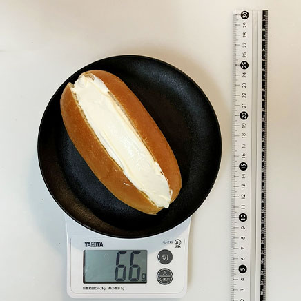 1個分の生クリームコッペパン