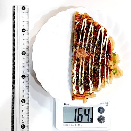 1/2枚分のうどん入りお好み焼き