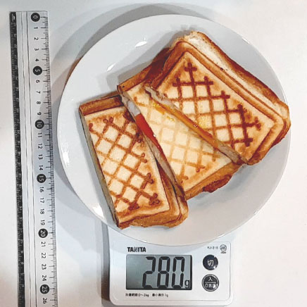 食パン3枚分のハムエッグホットサンド