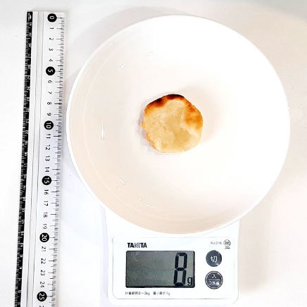 2枚分の米粉せんべい