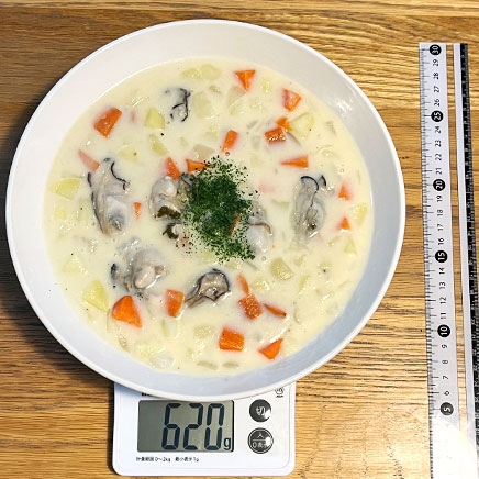 深皿(大)1皿分の牡蠣のクラムチャウダー