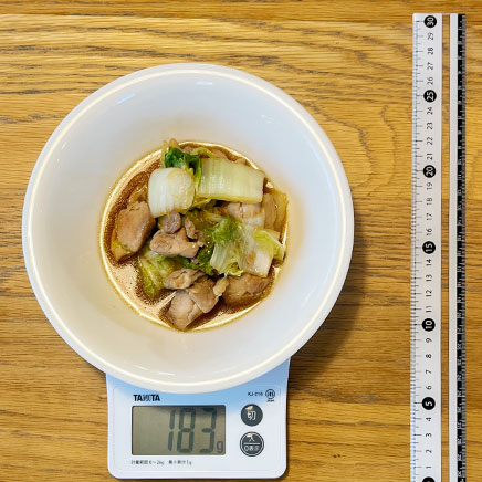 深皿(中)1皿分の鶏肉と白菜の煮物