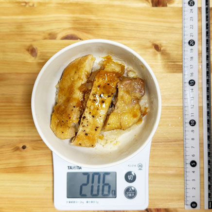 小丼１杯分のトンテキ丼