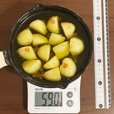 直径16cmスキレット1個分のじゃがいものアヒージョ