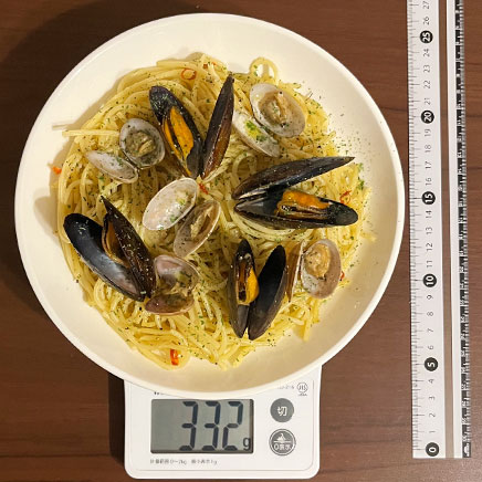 深皿(中)1皿分のムール貝のパスタ