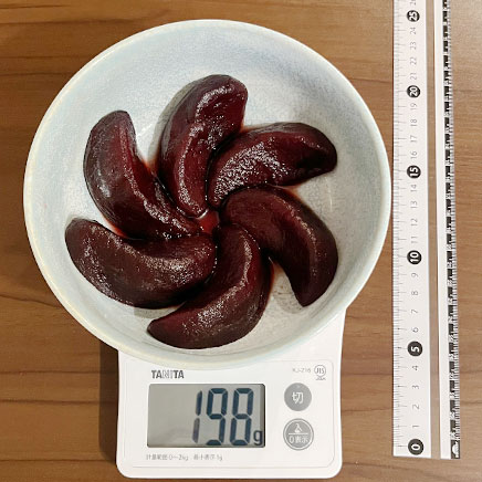 6切れ分のりんごのワイン煮