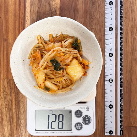 深皿(小)1皿分のもやしのキムチ炒め