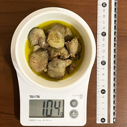 小鉢1杯分の鶏レバーのコンフィ