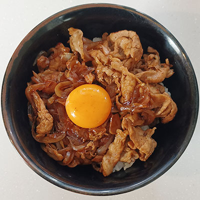 豚肉のスタミナ丼
