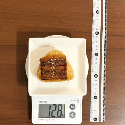 1個分のうなぎおにぎり