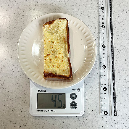 6枚切り1/2枚分のクリームチーズトースト