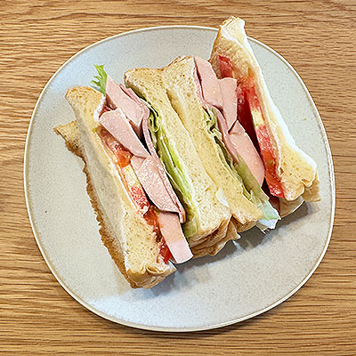 サラダチキンとハムのサンド