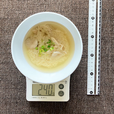 汁椀（中）1杯分のたもぎ茸の味噌汁
