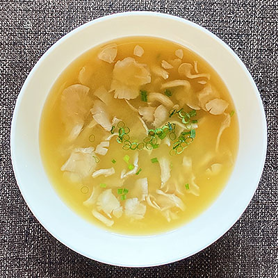 たもぎ茸の味噌汁