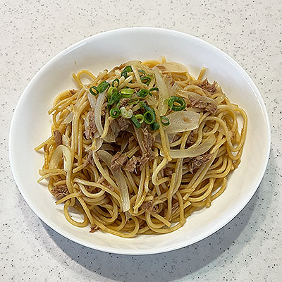ツナと玉ねぎのパスタ