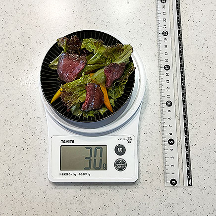 小皿1皿分のローストビーフのサラダ