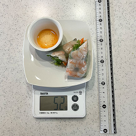 ライスペーパー1枚分の海老の生春巻き