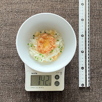 茶碗（中）1杯分の明太子卵かけご飯