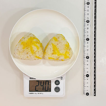 2個分のたくあんおにぎり