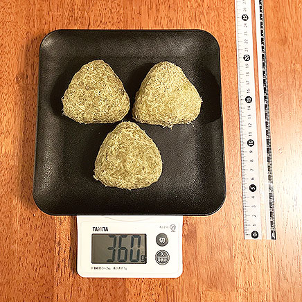 3個分のとろろ昆布おにぎり