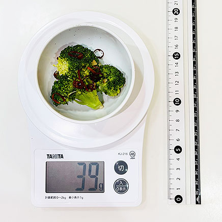 小皿1皿分のブロッコリーのペペロンチーノ風