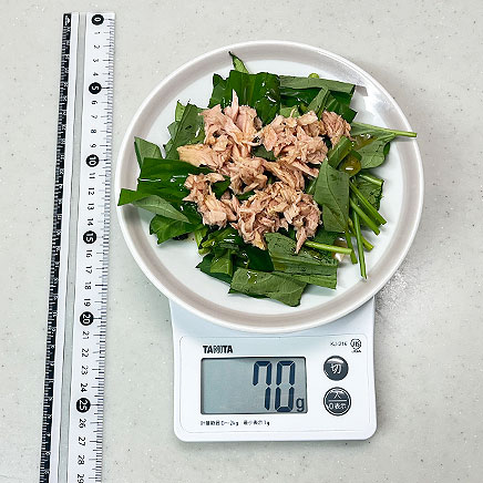 中皿（大）1皿分のようさいのサラダ