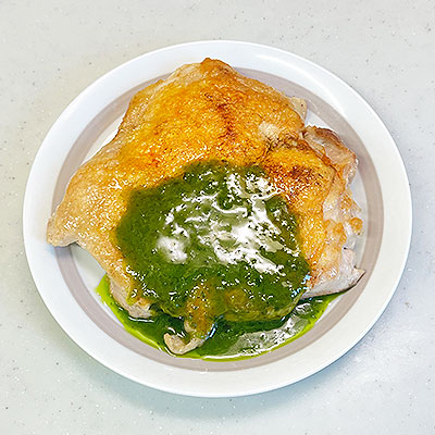 鶏肉のバジルソース