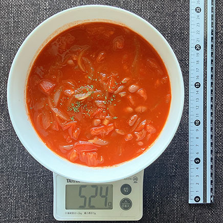 汁椀（大）1杯分のうずら豆のトマト煮込み