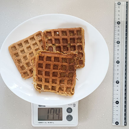 3枚分のオートミールワッフル