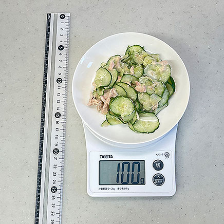 中皿1皿分のきゅうりとツナのサラダ