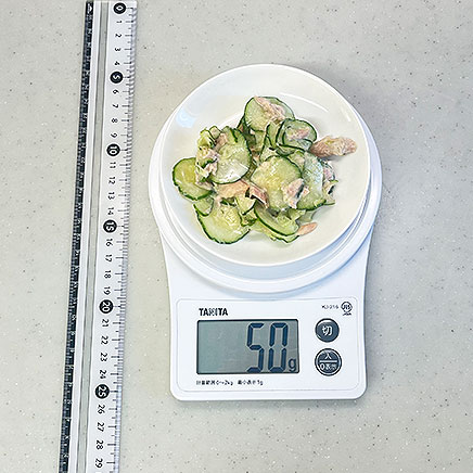 小皿1皿分のきゅうりとツナのサラダ