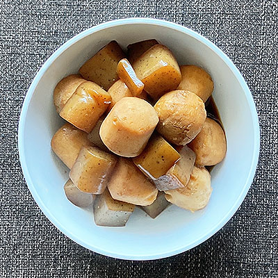 こんにゃくと里芋の煮物