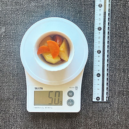 小鉢1杯分のじゃがいもと人参の煮物