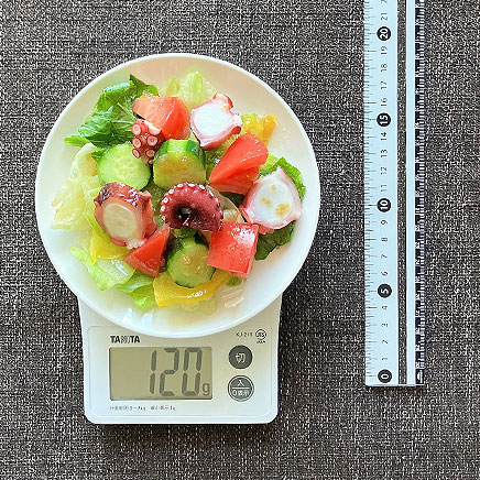 小皿1皿分のタコサラダ