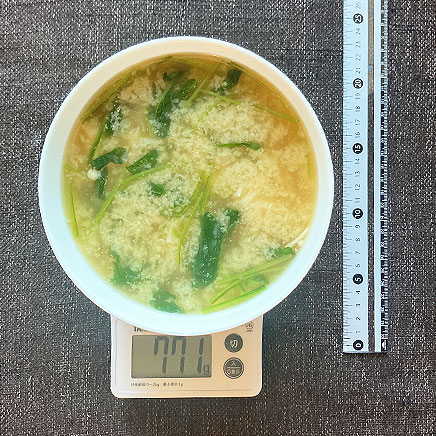 汁椀(大)1杯分のほうれん草とえのきの味噌汁