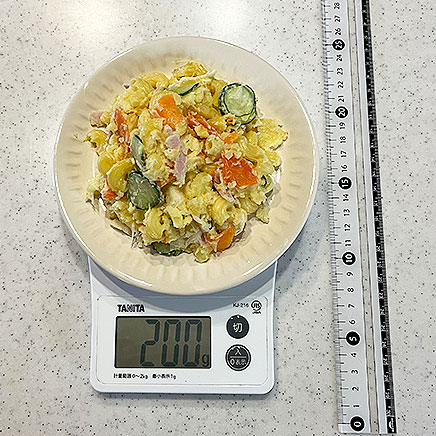 中皿1皿分のマカロニポテトサラダ