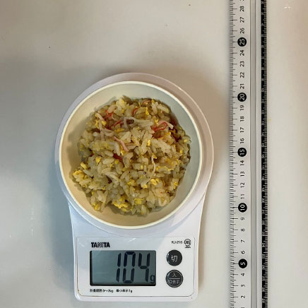 茶碗(小)1杯分のカニカマチャーハン