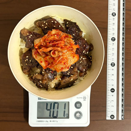 どんぶり1杯分のキムチカルビ丼