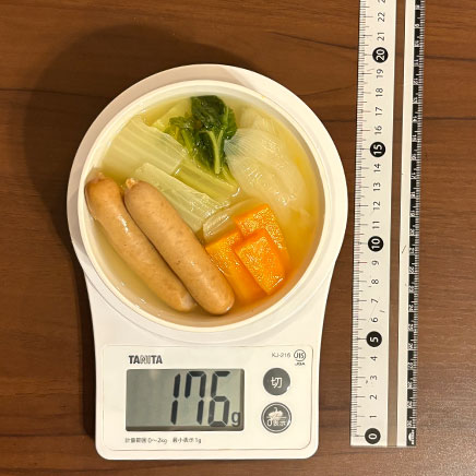 汁椀(小)1杯分のウインナー鍋