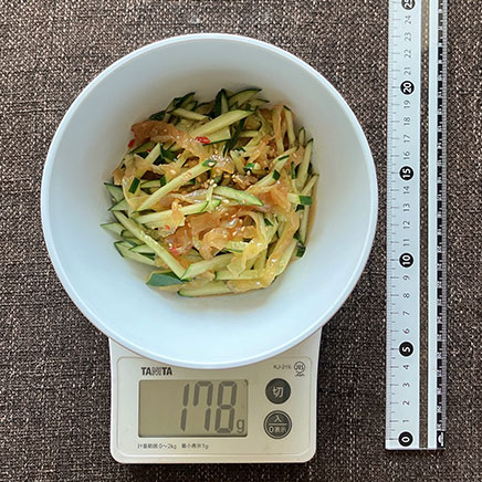 中鉢1杯分のくらげときゅうりの中華サラダ